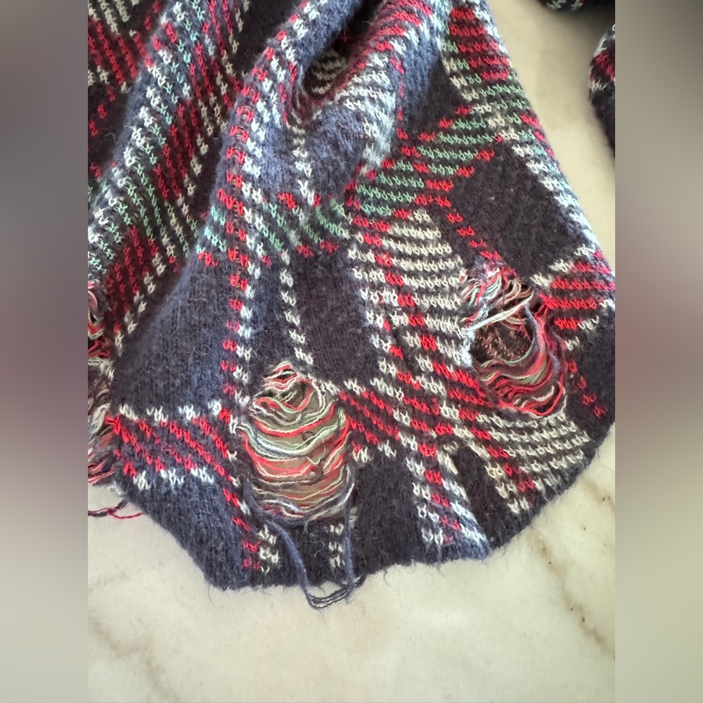 Wildfox White Label Lennon Distressed Plaid Sweater Small Wool Oversized Boho - Picture 7 of 14